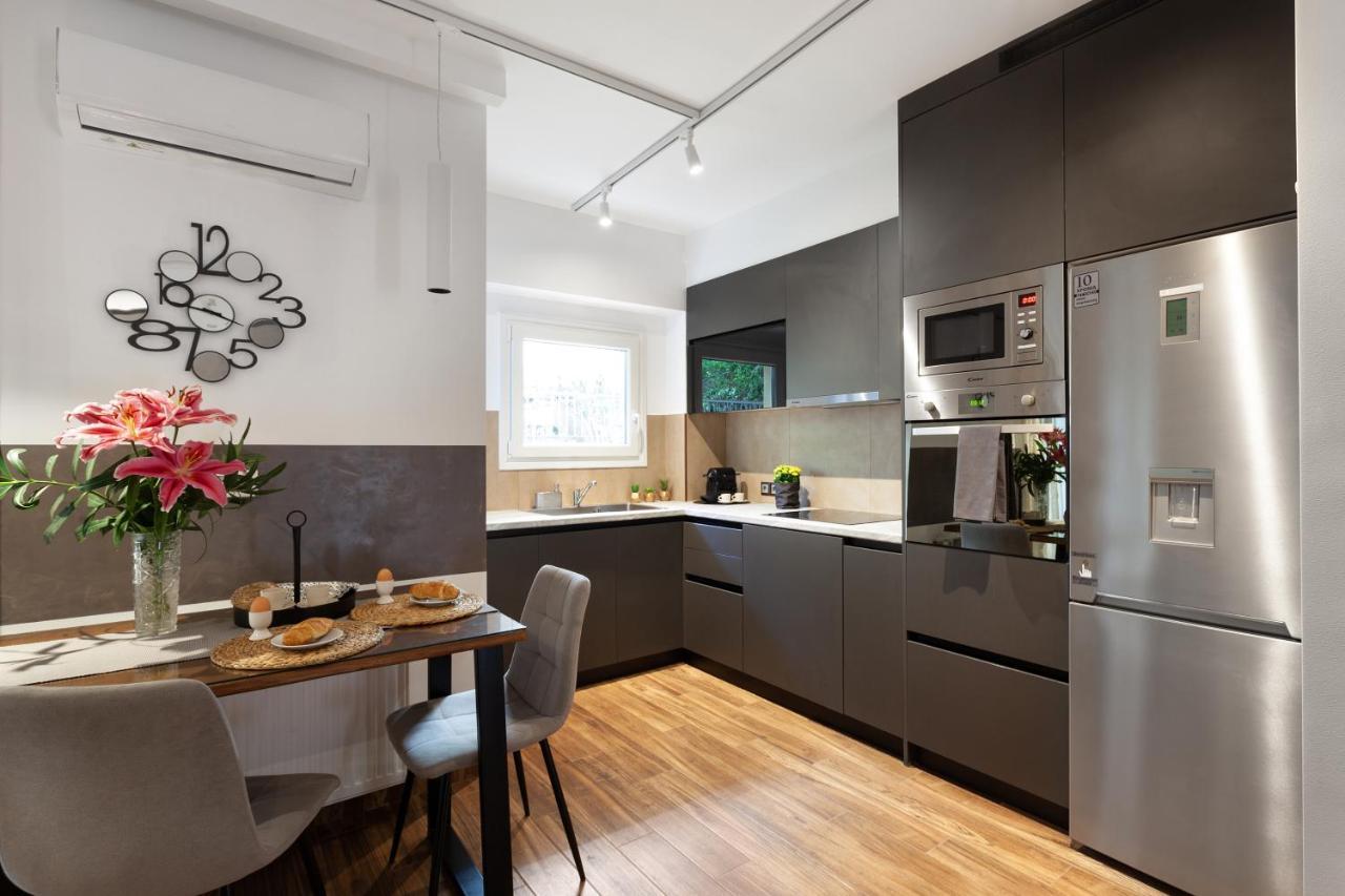Seaside Apartment By Flisvos Marina Atény Exteriér fotografie